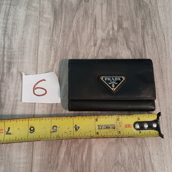 PRADA triangle Plate Tri-fold 6 rows Key Case - Picture 8 of 9